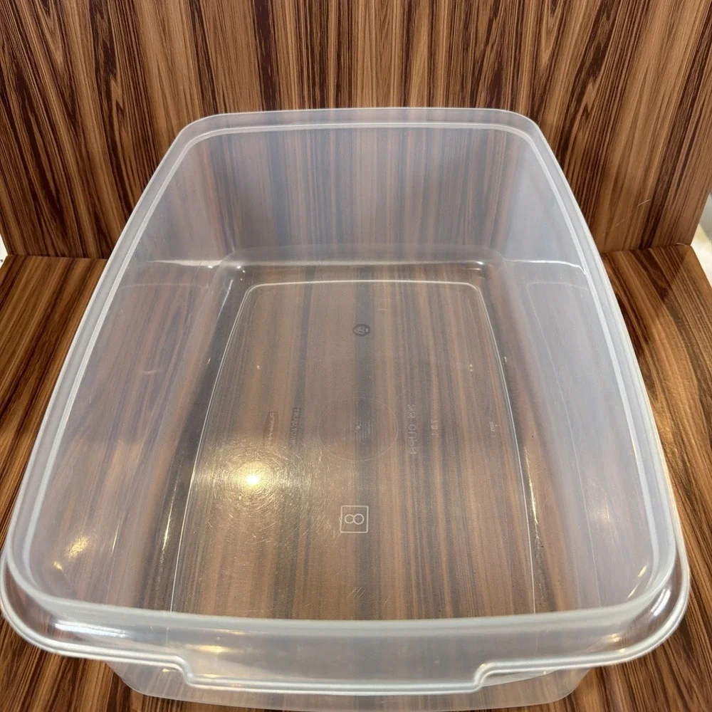Rubbermaid Vintage 90's 33 Cup #8 Servin Saver 0008 Container Almond Lid